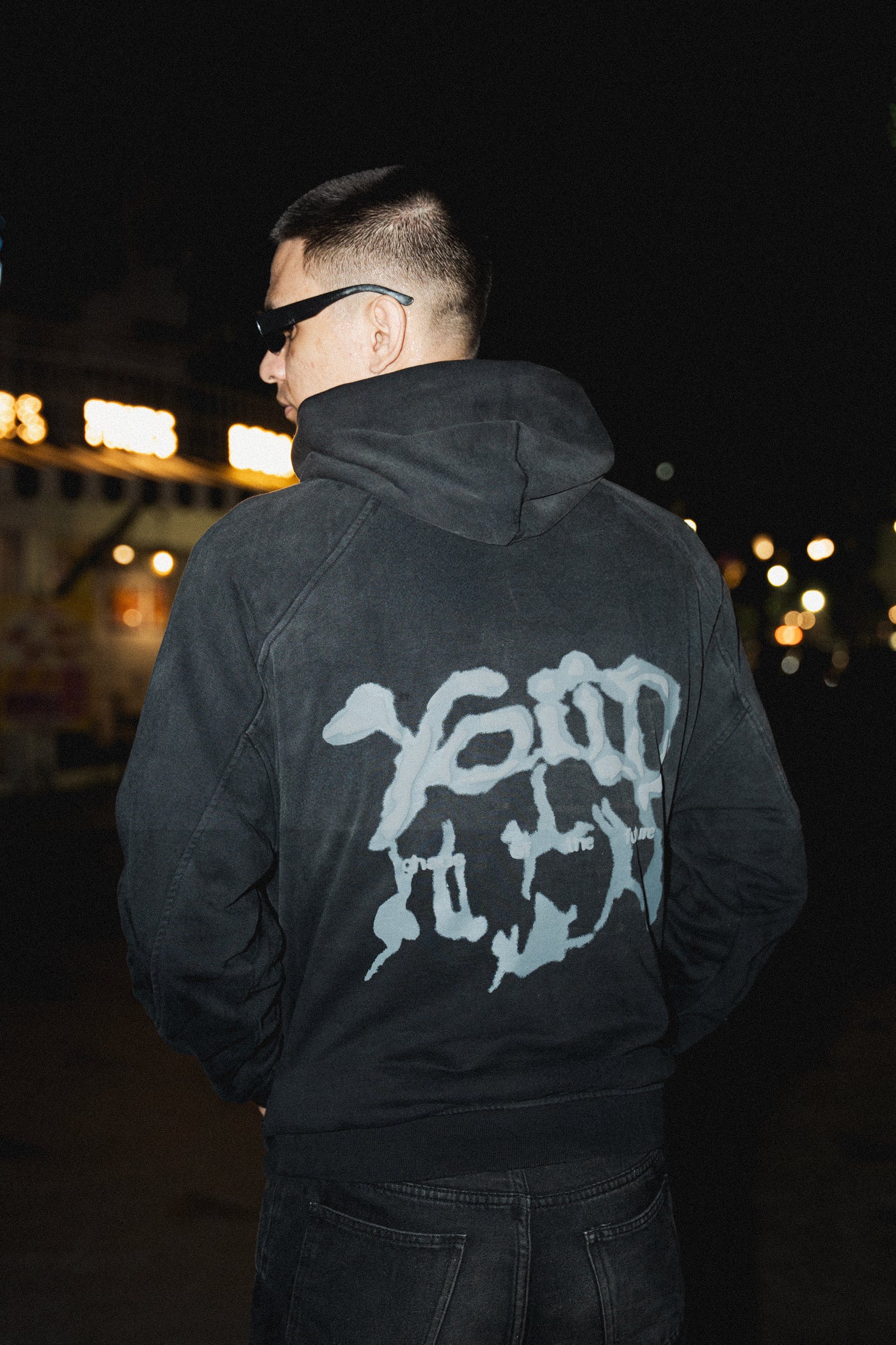 Chaos of the future - Washed black hoodie