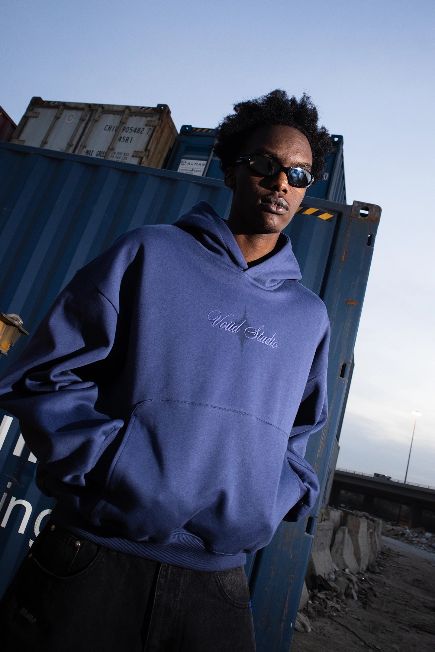 Voiid Studio - Navy hoodie